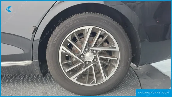 HYUNDAI GRANDEUR 3.0 LPI RENT CAR