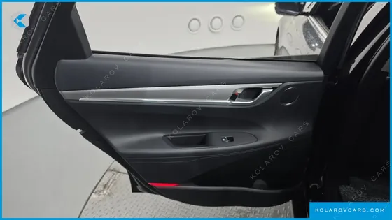 HYUNDAI GRANDEUR 3.0 LPI RENT CAR