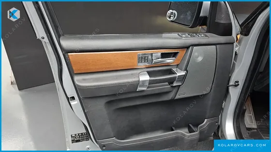 LAND ROVER DISCOVERY 3.0 TDV6 HSE