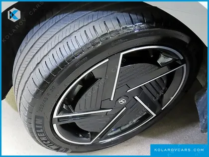 HYUNDAI IONIQ 5 LONG RANGE