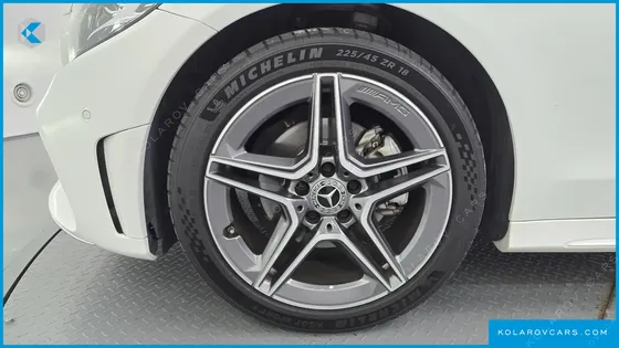 MERCEDES C-CLASS C200 AMG LINE