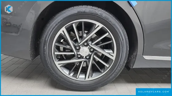HYUNDAI GRANDEUR 2.5