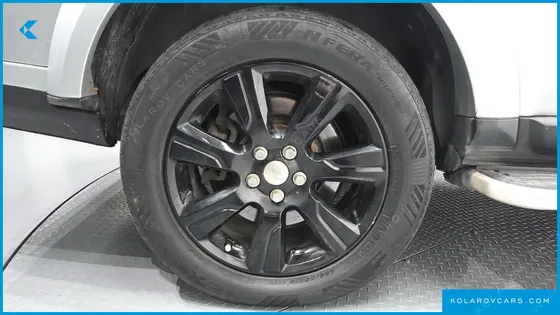 LAND ROVER DISCOVERY 3.0 SDV6 SE