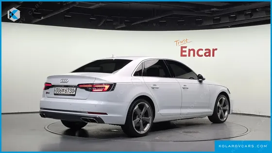 AUDI A4 40 TFSI PREMIUM