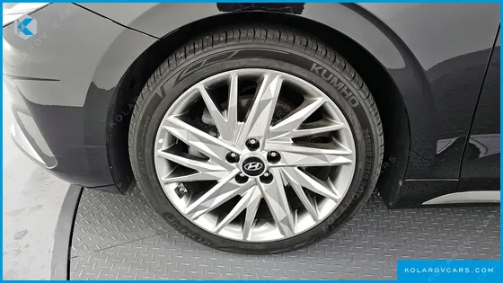 HYUNDAI GRANDEUR 2.5