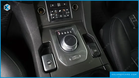 LAND ROVER DISCOVERY 3.0 SDV6 HSE