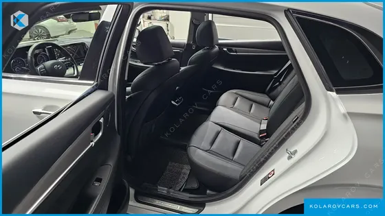 HYUNDAI GRANDEUR 3.0 LPI RENT CAR