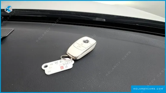 MERCEDES C-CLASS C220 D AVANTGARDE