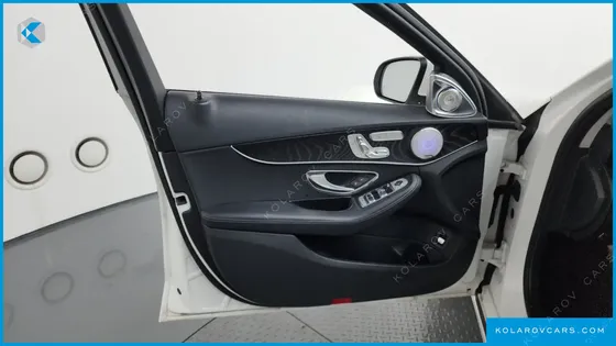 MERCEDES C-CLASS C220 D AVANTGARDE