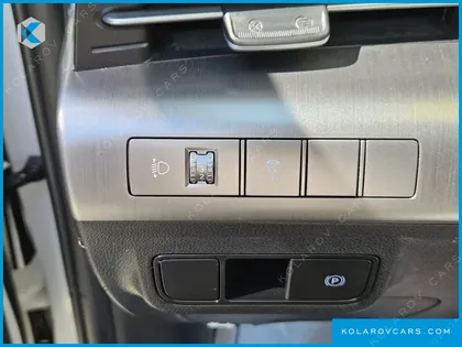 HYUNDAI KONA GASOLINE 2.0 2WD