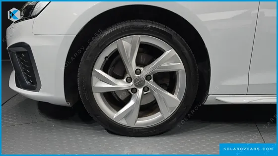 AUDI A4 35 TDI PREMIUM