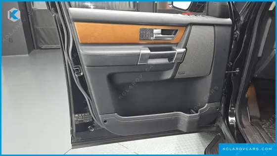 LAND ROVER DISCOVERY 3.0 SDV6 SE