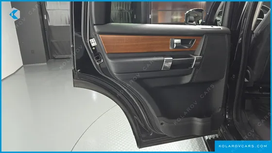 LAND ROVER DISCOVERY 3.0 SDV6 SE