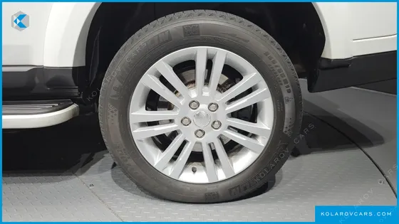 LAND ROVER DISCOVERY 3.0 SDV6 HSE