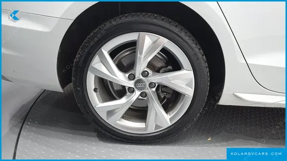 AUDI A4 35 TDI PREMIUM