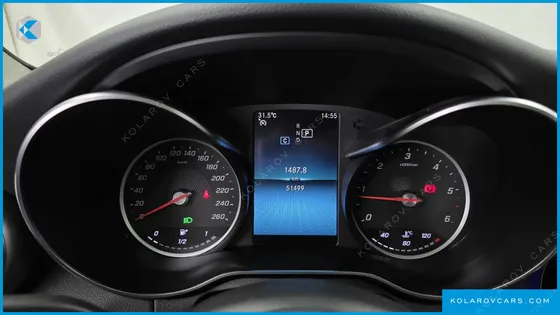 MERCEDES C-CLASS C220 D AVANTGARDE