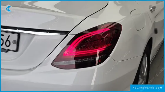 MERCEDES C-CLASS C220 D AVANTGARDE