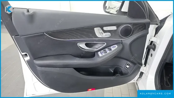 MERCEDES C-CLASS C220 D AVANTGARDE