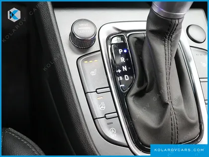 HYUNDAI KONA GASOLINE 2.0 2WD