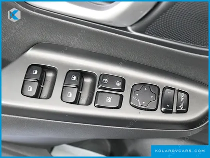 HYUNDAI KONA GASOLINE 2.0 2WD