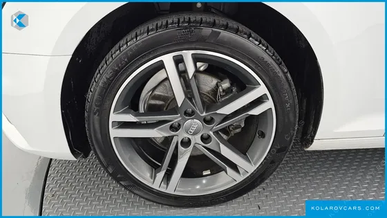 AUDI A4 40 TFSI PREMIUM