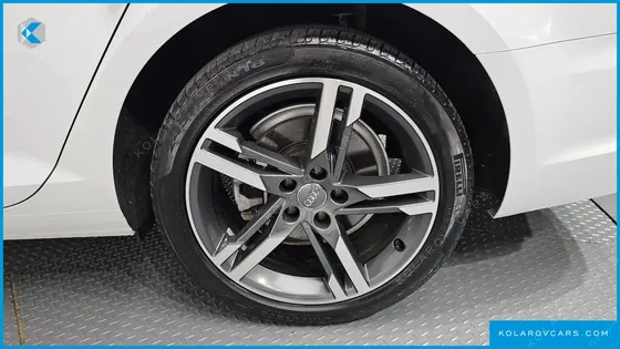 AUDI A4 40 TFSI PREMIUM