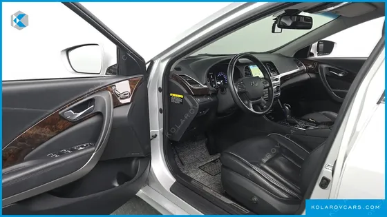 HYUNDAI ASLAN G300  MODERN