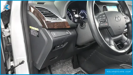 HYUNDAI ASLAN G300  MODERN