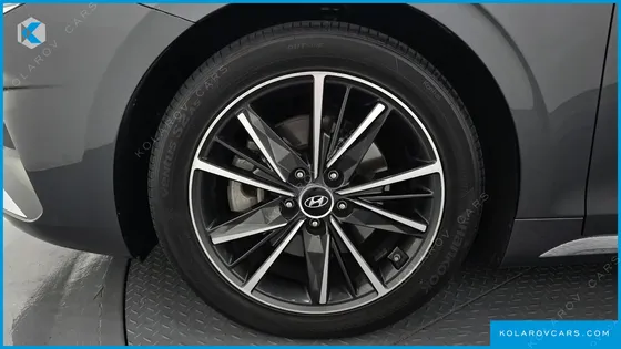 HYUNDAI GRANDEUR 2.5