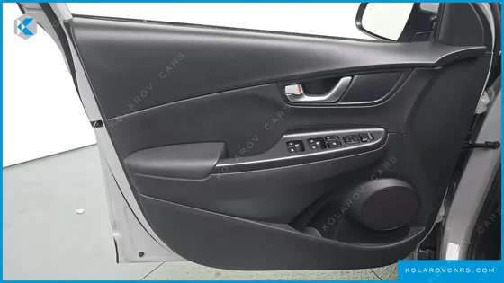 HYUNDAI KONA GASOLINE 2.0 2WD