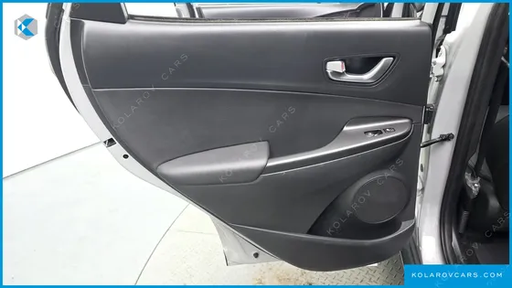 HYUNDAI KONA GASOLINE 2.0 2WD