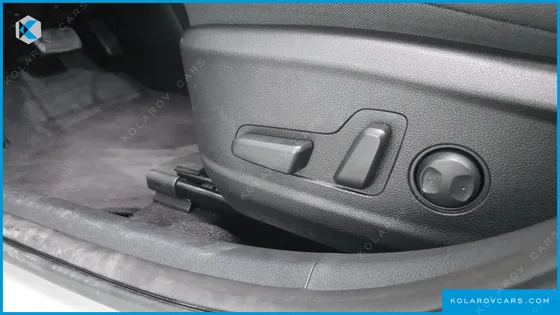 HYUNDAI KONA GASOLINE 2.0 2WD
