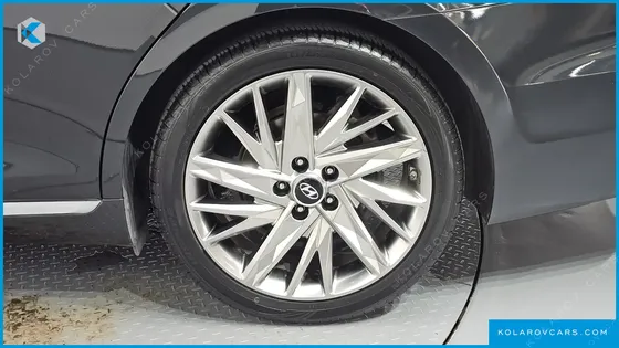 HYUNDAI GRANDEUR 2.5