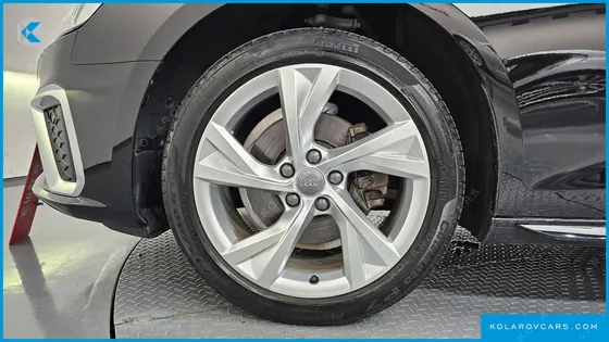 AUDI A4 40 TFSI PREMIUM
