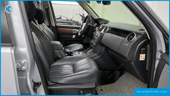 LAND ROVER DISCOVERY 3.0 SDV6 HSE
