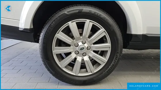 LAND ROVER DISCOVERY 3.0 SDV6 SE