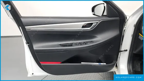 HYUNDAI GRANDEUR 3.0 LPI RENT CAR