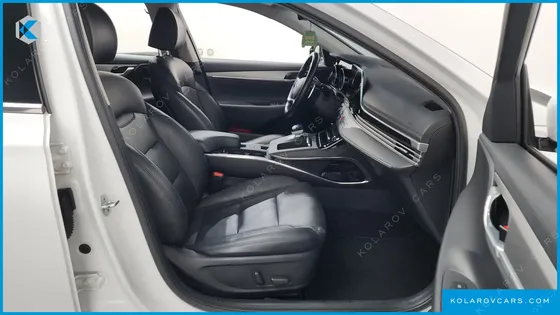 HYUNDAI GRANDEUR 3.0 LPI RENT CAR