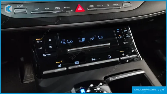 HYUNDAI GRANDEUR 3.0 LPI RENT CAR