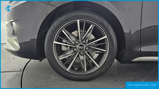 HYUNDAI GRANDEUR 3.0 LPI RENT CAR