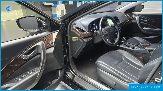 HYUNDAI ASLAN G300 MODERN BASIC