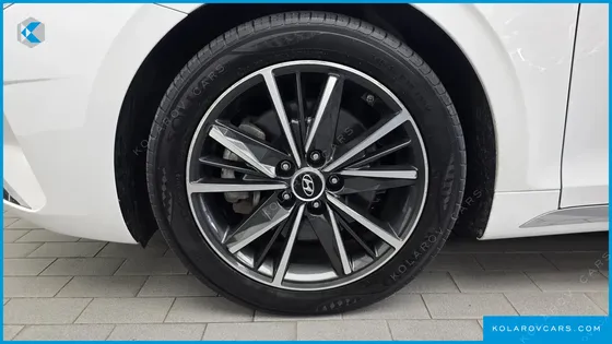 HYUNDAI GRANDEUR 3.3
