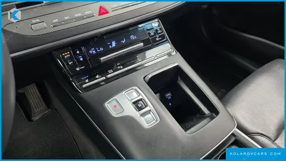HYUNDAI GRANDEUR 3.3