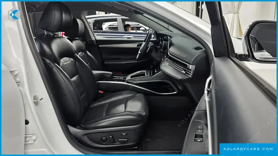HYUNDAI GRANDEUR 3.3