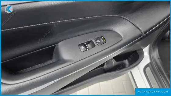 HYUNDAI GRANDEUR 3.3