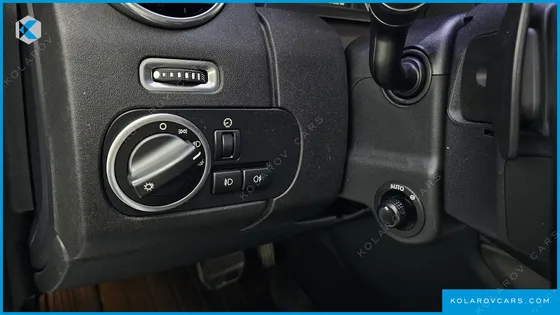 LAND ROVER DISCOVERY 3.0 SDV6 HSE