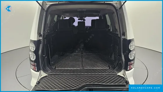 LAND ROVER DISCOVERY 3.0 SDV6 HSE
