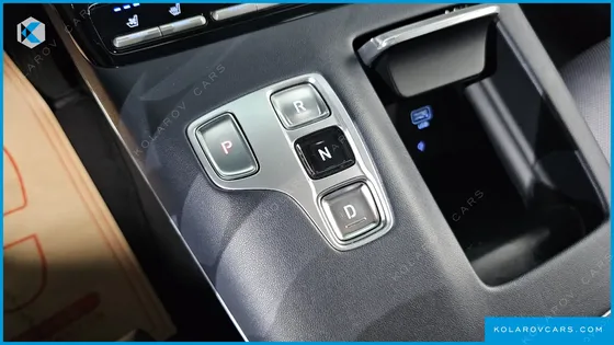 HYUNDAI GRANDEUR 3.0 LPI RENT CAR