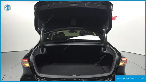 HYUNDAI GRANDEUR 3.0 LPI RENT CAR