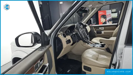 LAND ROVER DISCOVERY 3.0 SDV6 HSE